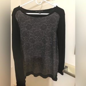 Medium Black and White Sweater